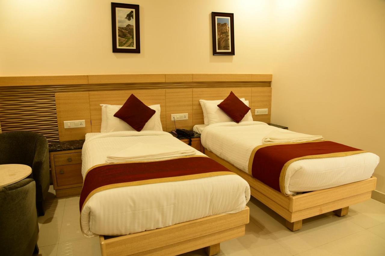 Hotel U.T.Elite Bangalore Exterior photo